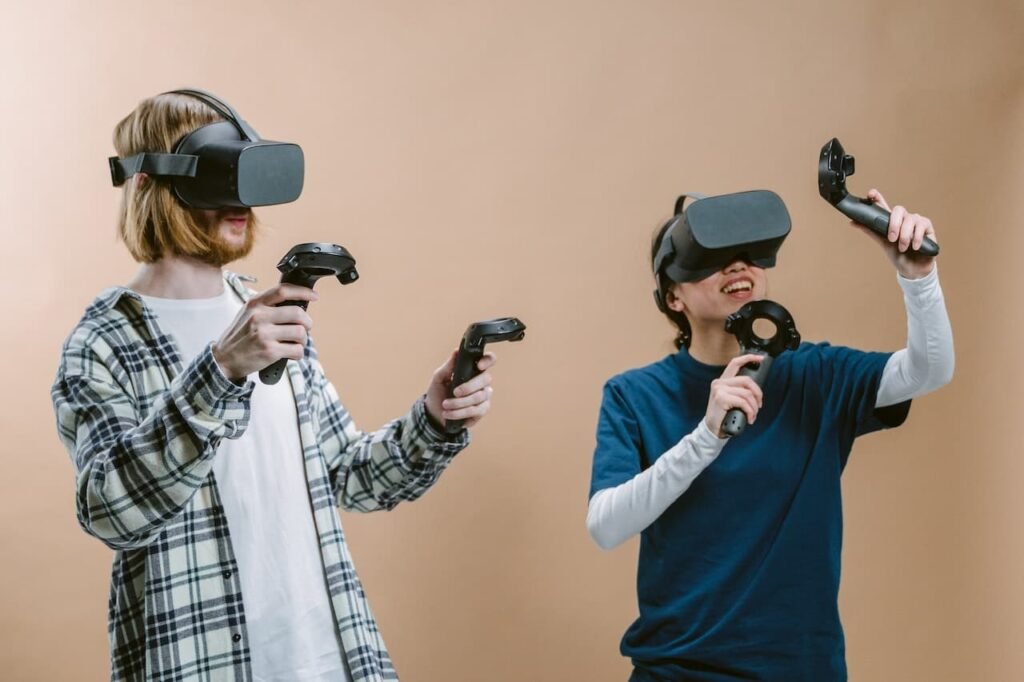 VR in B2B marketing training increase ROI (1)