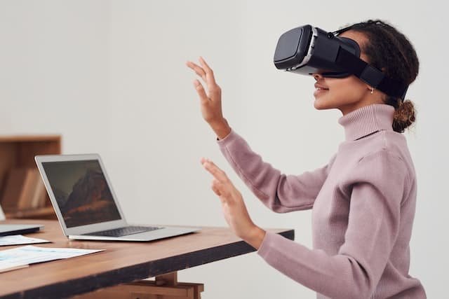 Virtual Reality in b2b marketing use cases (1)