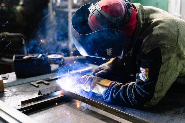 6 Tips for Working Safely During Welding