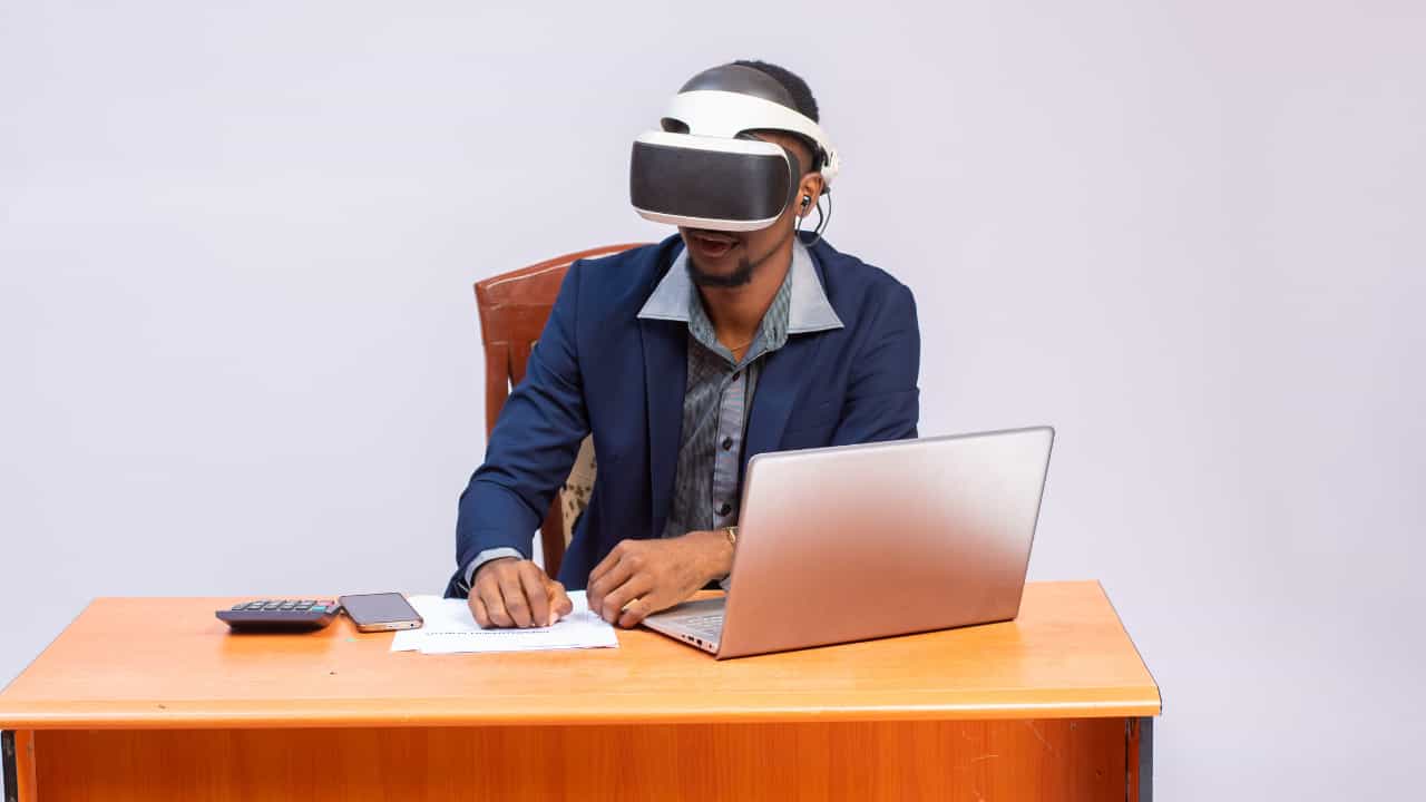 Virtual Reality Employee Training