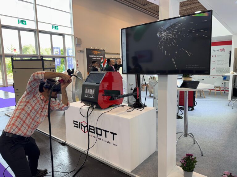 Simbot Welding Simbott Welding Simulator VR & MR at Affordable Price